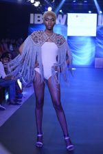 Model walk the ramp for Advitya by Esha Sethi Thirani Show at Gionee india beach fashion week day 1 on 29th Oct 2015 (5)_5633189bbed58.JPG