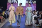 Model walk the ramp for Arzan Shad Show at Gionee india beach fashion week day 1 on 29th Oct 2015 (38)_56331933aaf6a.JPG