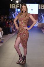 Model walk the ramp for James Ferriera Show at Gionee india beach fashion week day 1 on 29th Oct 2015 (12)_56331d7c0e6cf.JPG