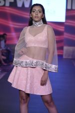 Model walk the ramp for Mohite Show at Gionee india beach fashion week day 1 on 29th Oct 2015 (19)_56331db4e2027.JPG
