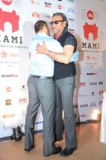 Jackie Shroff, Salman Khan at MAMI Closing ceremony on 5th Nov 2015 (152)_563ca4156e9ed.JPG