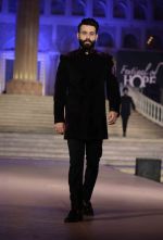 Manoviraj Khosla show at Cancer Society of Hope fashion show in Delhi on 15th Nov 2015 (2)_56498b848cbbb.jpg