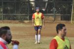 Ranbir Kapoor snapped at soccer match on 15th Nov 2015 (51)_56498c4def058.JPG