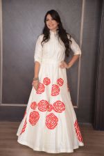 Maria Goretti looks stunning in an outfit by Mayyur Girotra  (3)_564d8733f22d8.JPG
