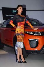 Jacqueline Fernandez launches new Range Rover on 19th Nov 2015 (10)_564ed4f20d986.JPG