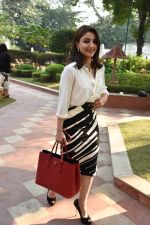 SOHA ALI KHAN AT WOMAN IN THE WORLD EVENT IN DELHI on 20th Nov 2015 (1)_5650296b3583b.jpg