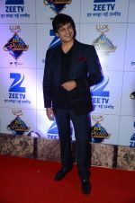 Vivek Oberoi at Zee Rishtey Awards in Mumbai on 21st Nov 2015 (560)_56515f5ea76d1.JPG