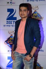 at Zee Rishtey Awards in Mumbai on 21st Nov 2015 (413)_56515eda5f1a0.JPG