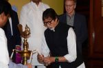 Amitabh Bachchan at Unicef event for Govt_s commitment for immunisation on 23rd Nov 2015 (103)_56540df0c322a.JPG