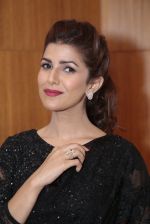 NIMRAT KAUR WEARING NIRAV MODI 3_5656ab5c8dfa8.jpg