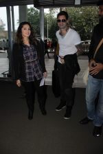 Sunny Leone snapped at airport on 25th Nov 2015 (20)_5656b387d0155.JPG
