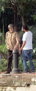 Amitabh Bachchan shoots at Kolkata on 27th Nov 2015 (9)_565b013d6b0af.jpg