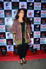 Juhi Chawla at the launch of film Chalk and Duster on 2nd Dec 2015 (29)_56605c6aaf83f.JPG