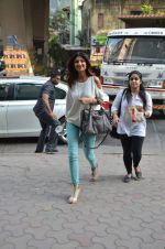 Shilpa Shetty snapped at lower parel on 2nd Dec 2015 (15)_56605d84e3bfb.JPG