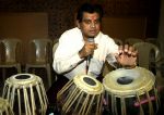 Amit Kumar will celebrate 50 Golden years in singing on 9th Dec at Shanmukhanand Hall,Sion (10)_566143b580f0a.jpg