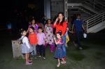 Manyata Dutt spotted outside PVR Juhu after watching a movie with kids on 5th Dec 2015 (13)_5663a2d1e8a60.JPG