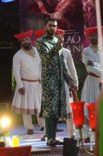 Ranveer Singh on the sets of colors show swaragini on 7th Dec 2015 (66)_5666992e0ad22.JPG