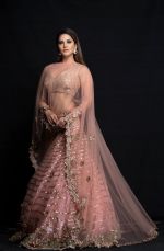 Sunny Leone looked ethereal in the peach lehenga designed by Archana Kochhar_566bd3b3d54f7.png