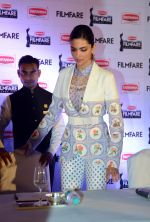 Deepika Padukone at Filmfare Awards press meet on 12th Dec 2015 (31)_566d2b52cafe4.jpg