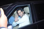 Dino Morea at SRK bash for Dilwale at his home on 18th Dec 2015 (36)_567557956e94e.JPG