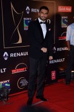 Ranveer Singh at Producer_s Guild Awards on 22nd Dec 2015 (117)_567a781609e3d.JPG