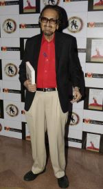 Alyque Padamsee at the launch of Dancing Light autobiography of Ms Tao Porchon-Lynch on 26th Dec 2015_567f942312adb.JPG