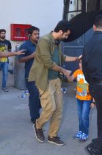 Ranbir Kapoor snapped on the sets of his film at Mehboob on 3rd Jan 2016 (9)_568a2600a9c20.JPG