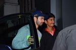 Varun Dhawan snapped outside his father_s office in Juhu on 12th Jan 2016 (10)_569611e3b3834.JPG