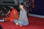 Shilpa Shetty at Baba Ramdev Yoga camp early morning at 6.30 am on 20th Jan 2016 (87)_56a088670d0fe.JPG