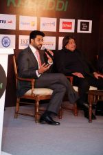 Abhishek Bachchan at pro kabaddi press meet in delhi on 21st Jan 2016 (10)_56a1ca5d69fc8.JPG