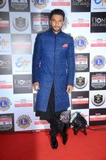 Ranveer Singh at Lions Awards 2016 on 22nd Jan 2016 (11)_56a38ba7379e4.JPG