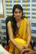 Regina Cassandra at 92.7 Big FM on 29th Jan 2016 (38)_56acb439652c1.jpg