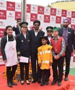 Shahrukh Khan at Kidzania launch in Delhi on 29th Jan 2016 (5)_56acb0da27328.jpg