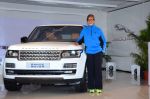 Amitabh Bachchan with his brand new Range Rover on 12th Feb 2016 (13)_56bf381085578.JPG