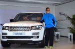 Amitabh Bachchan with his brand new Range Rover on 12th Feb 2016 (15)_56bf3811c62e5.JPG