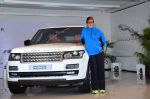 Amitabh Bachchan with his brand new Range Rover on 12th Feb 2016 (17)_56bf3812e6dd3.JPG