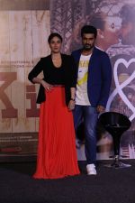 Kareena Kapoor, Arjun Kapoor at Ki and Ka Trailer launch in Mumbai on 15th Feb 2016 (17)_56c2b4bb55933.JPG