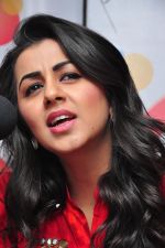 Nikki Galrani at radio city on 15th Feb 2016 (114)_56c2c45c024a7.JPG