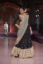 Model walk the ramp for Vikram Phadnis Show at Make in India show at Prince of Wales Musuem with latest Bridal Couture in Mumbai on 17th Feb 2016 (21)_56c57a4ad5987.JPG