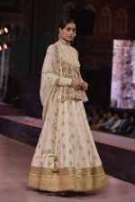 Model walk the ramp for Vikram Phadnis Show at Make in India show at Prince of Wales Musuem with latest Bridal Couture in Mumbai on 17th Feb 2016 (46)_56c57a63d2a14.JPG