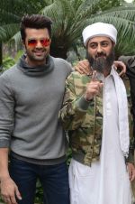 Praduman Singh, Manish paul,_56c6e897a2f60.jpg