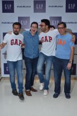 Ranveer Singh at Gap Jeans store launch in Mumbai on 20th Feb 2016 (79)_56c96704230e8.JPG
