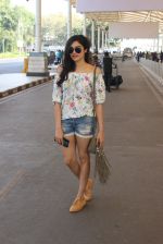 Adah Sharma snapped at airport on 21st Feb 2016 (23)_56caabcdaf825.JPG