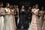 Esha Gupta walks for Jade Fashion Show in Mumbai on 24th Feb 2016 (105)_56cea47004a9d.JPG
