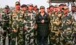  Aishwarya Rai Bachchan spends time with BSF soldiers on 25th Feb 2016 (6)_56cff0c7c7ad5.jpg