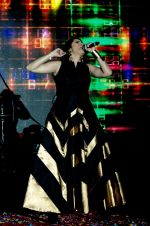 Sona Mohapatra_s Concert at the TMTC grounds in Hyderabad on 26th Feb 2016 (17)_56d13f0e558d2.jpg