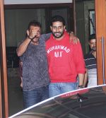 Sanjay Dutt snapped with Abhishek Bachchan at Sanjay Dutt_s House on 27th Feb 2016 (7)_56d2c4297679a.JPG