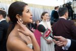 Priyanka Chopra at Oscars (5)_56d4408841769.jpg