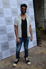 Kunal Rawal at Arpita Mehta_s fashion preview in Le15 Cafe Colaba on 1st March 2016 (54)_56d6944e4a5f9.JPG