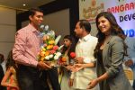 Samantha at BBD Brochure Launch on 1st March 2016 (49)_56d69373a468a.jpg